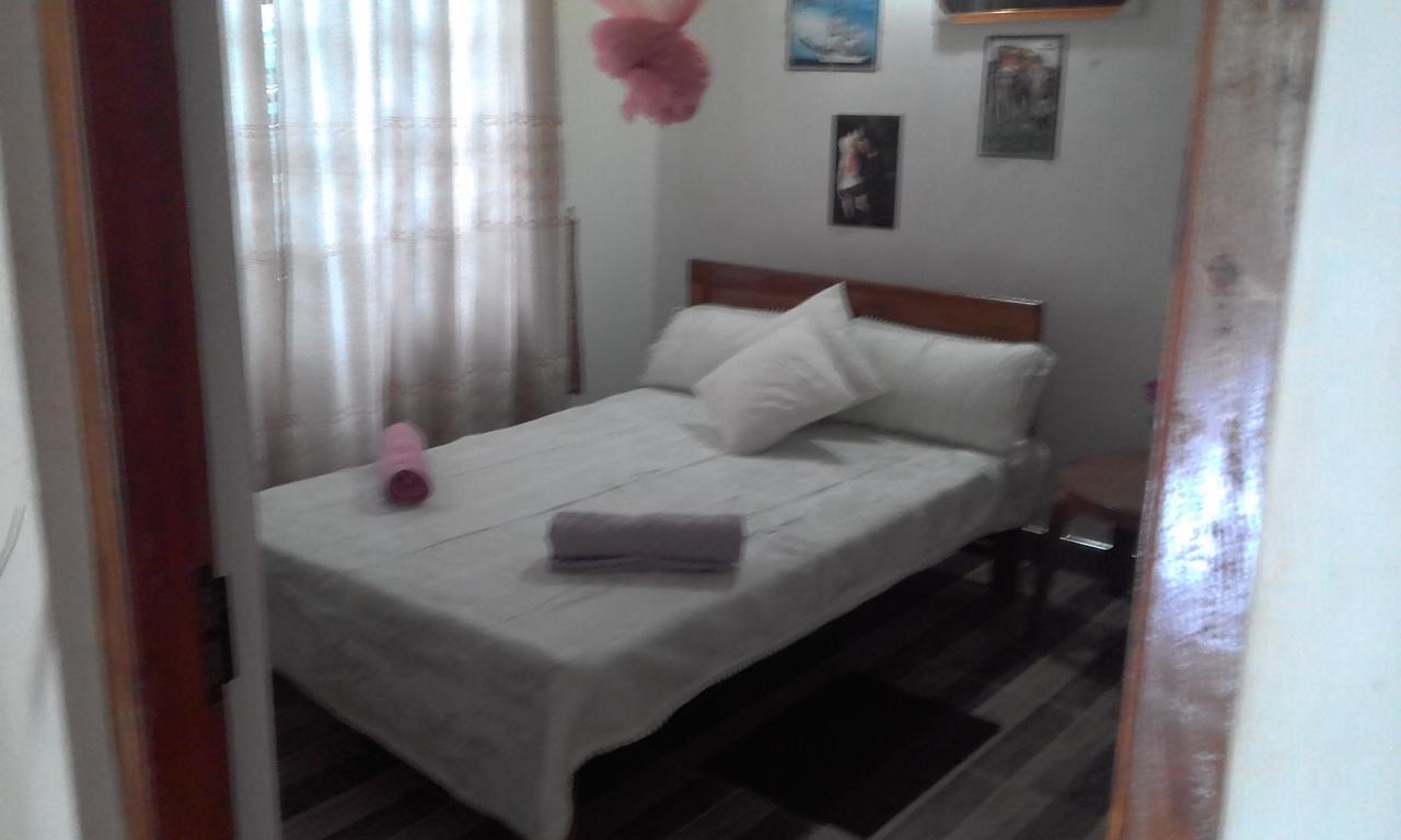 The Lake Breeze Home stay Habarana Buitenkant foto